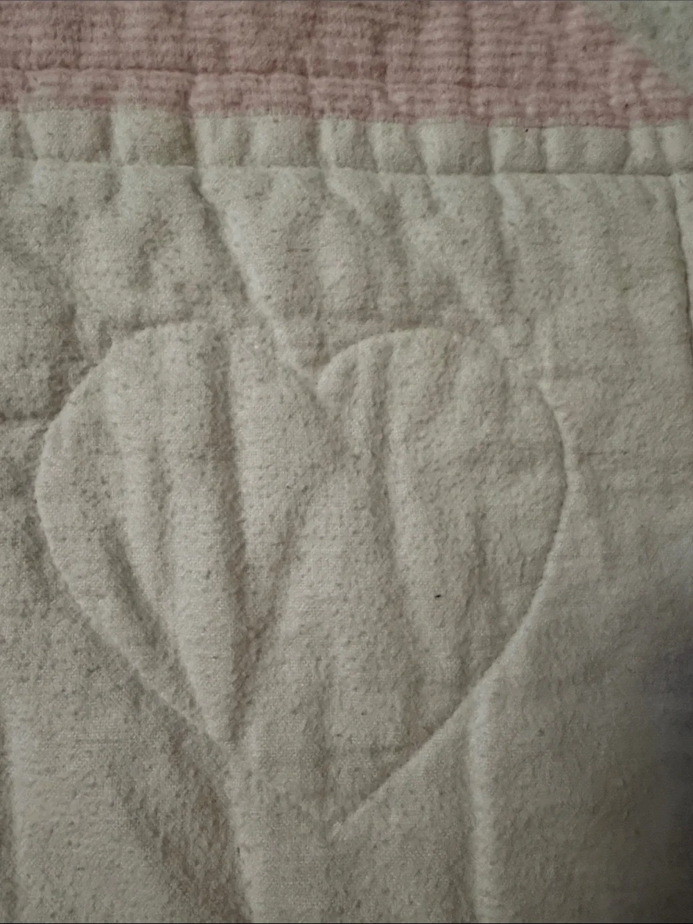 Pink and white Teddy Bear Quilt